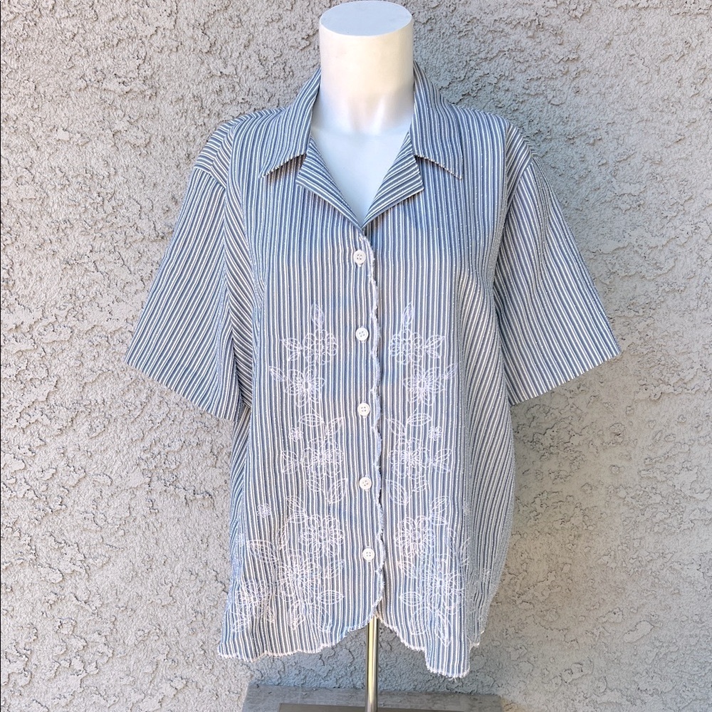 Vintage Alfred Dunner Blue and White Striped Button-Up Shirt Floral Embroidery